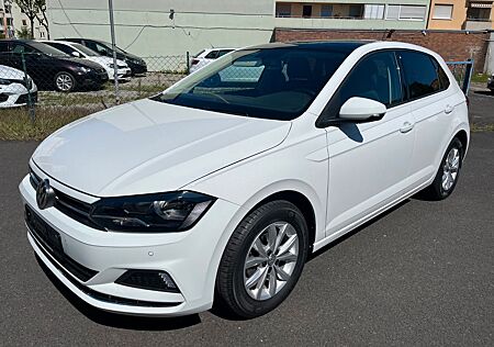 VW Polo Volkswagen VI+Temp/ Lim+LED+PDC+Pan/Dach+Alu15"