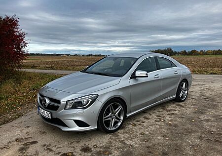 Mercedes-Benz CLA 180 -