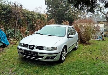 Seat Leon 1,6 16V Stella TÜV 11/25 Klima