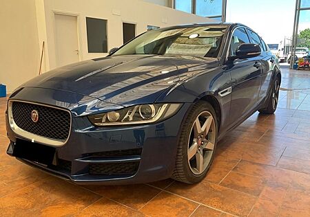 Jaguar XE 20d Prestige RFKamera Leder