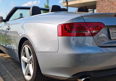 Audi A5 2.0 TFSI Cabrio S-LINE Automatik