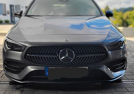 Mercedes-Benz CLA 200 Shooting Brake - AMG-Line