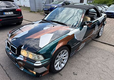BMW 320i Cabrio*SPORTPAKET*KLIMATRONIC*6-ZYLINDER*