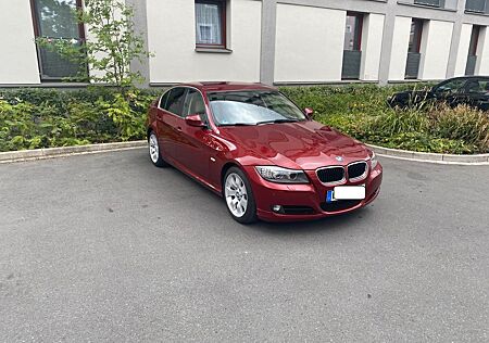 BMW 320 E90 Facelift/PDC/SHZ/3 Hand