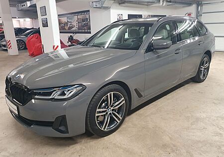 BMW 530i Touring*Laser*K.-Sitze*Head-Up*Keyless-Go
