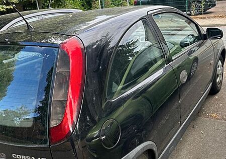 Opel Corsa 1.2 -