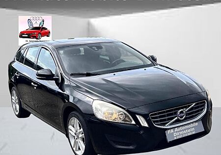 Volvo V60 Kombi Momentum/NAVI/SCHIEBE.D/EHK/1.H/EURO.5