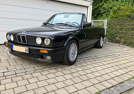 BMW 320i Cabrio - Original & gepflegt - H-Kennz.