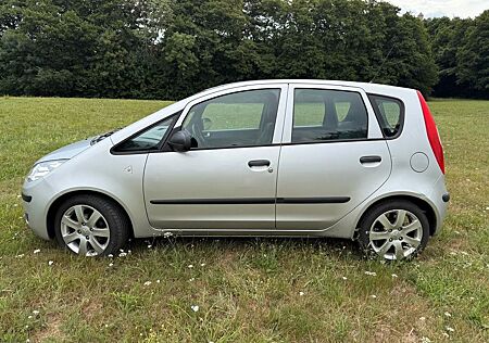 Mitsubishi Colt Z30