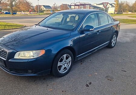 Volvo S80 Lim. D5 Summum Aut.*Leder*Xenon*