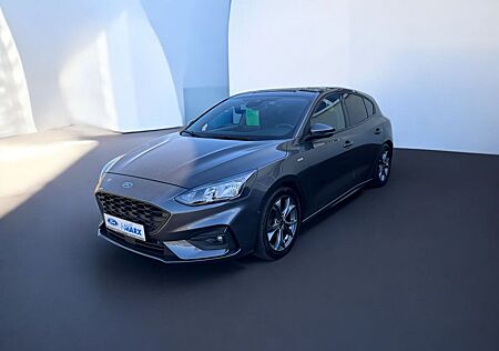 Ford Focus Lim. ST-Line AHK