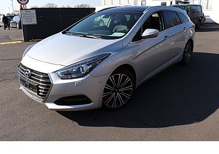 Hyundai i40 cw blue Premium 1.7 CRDi, Navi, Leder