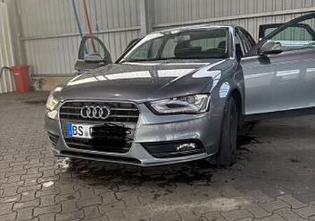 Audi A4 1.8 TFSI multitronic Attraction Attraction