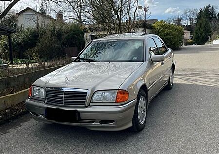 Mercedes-Benz C 240 ELEGANCE Elegance
