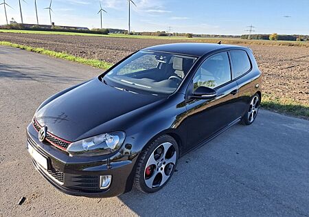 VW Golf Volkswagen 2.0 TSI GTI