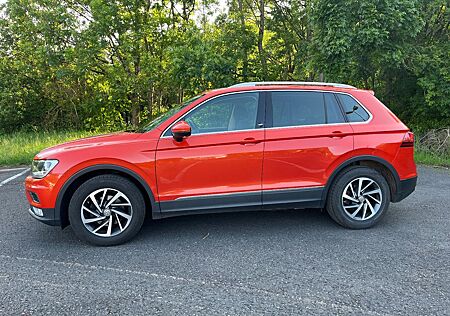 VW Tiguan Volkswagen 2.0 TDI SCR SOUND SOUND