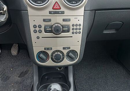 Opel Corsa BJ2010