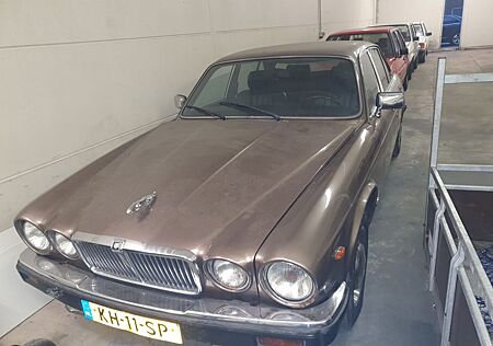 Jaguar XJ6 oldtimer 1983