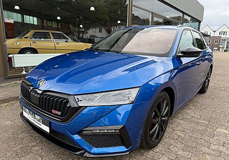 Skoda Octavia Combi 2.0 TDI RS AHK/NAVI/VOLLDIGI./LED