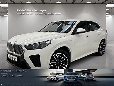 BMW iX2 xDrive30 M Sport AHK Driv.Assist.Prof LED