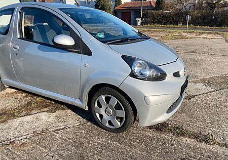 Toyota Aygo (X) Aygo (X) 1,0 -
