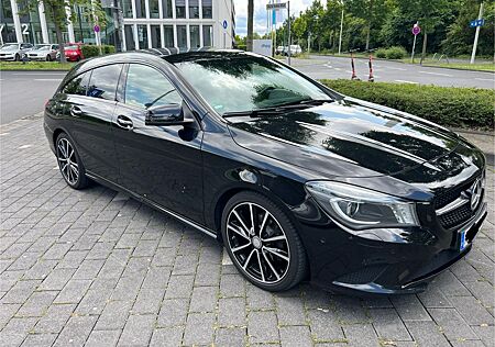 Mercedes-Benz CLA 200 Shooting Brake Urban