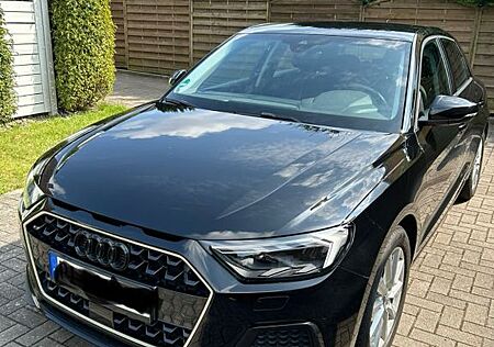 Audi A1 30 TFSI Sportback -