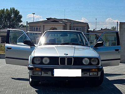 BMW 324d genuine condition