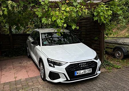 Audi A3 45 TFSI e S tronic S line Sportback S line