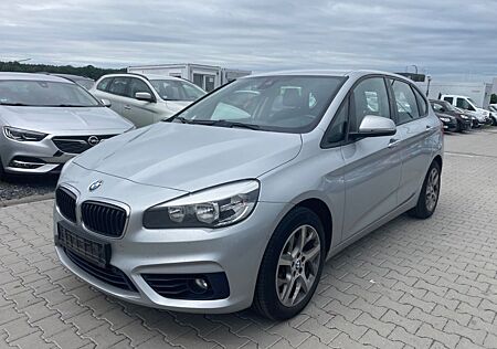 BMW 218 Active Tourer Automatik Navi AHK