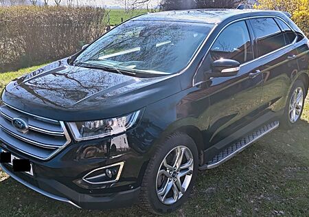Ford Edge 2,0 TDCi 4x4 PANO AHK ACC LEDER SERVICE NEU
