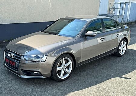 Audi A4 Lim. Attraction quattro Motor 3,0 Ltr Allrad