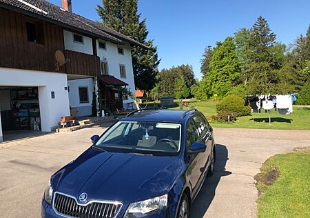 Skoda Octavia 1.6 TDI Green tec Ambition Combi Amb...