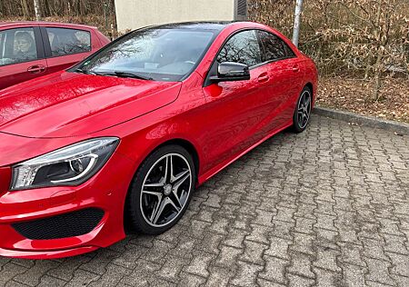Mercedes-Benz CLA 200 AMG Line | Automatik | TÜV