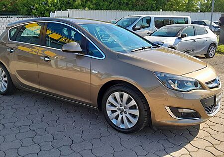 Opel Astra J 1.4 Turbo Innovation