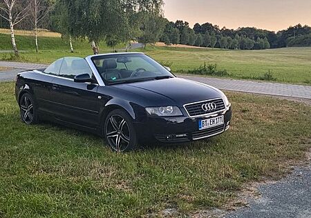 Audi A4 2.5TDI multitronic Cabriolet -