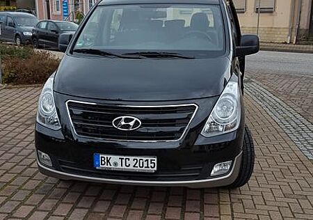 Hyundai H-1 Traveler TOP