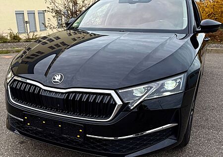 Skoda Octavia 1.5 TSI 110kW Tour Combi Tour MATRIX/360