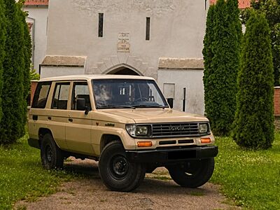 Toyota Land Cruiser FJ79 LV KR, 2.8L off frame rest TÜV
