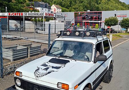 Lada Niva 1.7i Only AHK Tüv Viele Extras