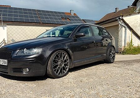 Audi A3 2.0 FSI tiptr. S line Sport. Sportback S ...