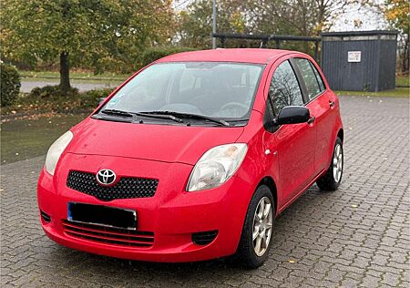 Toyota Yaris 1,4-l-D-4D Cool Klimaanlage Top Zustand.!!