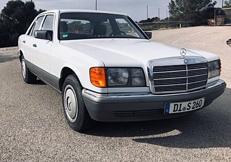 Mercedes-Benz S 260 260 SE Schiebedach STANDORT: MALLORCA /SPAIN