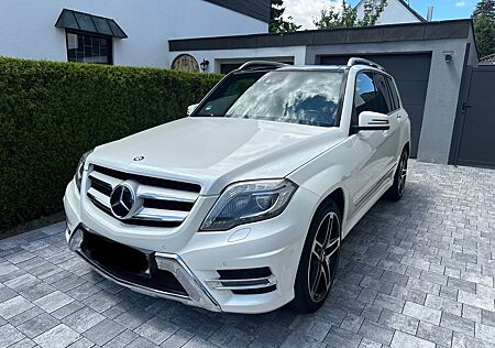 Mercedes-Benz GLK 350 CDI 4MATIC AMG Paket/Xenon/ Pano/TÜV NEU