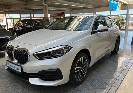 BMW 118i Modell Advantage, Sportsitze,17",Navi,LED,