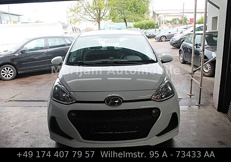 Hyundai i10 blue Trend