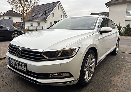 VW Passat Variant Volkswagen 2.0 TDI SCR 140kW Highline Öl neu