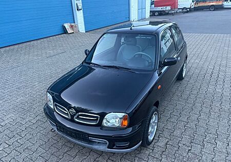 Nissan Micra 1.0 Elegance