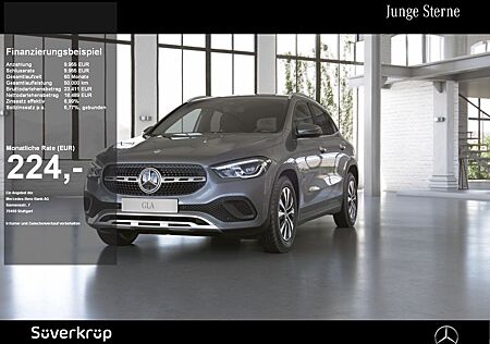 Mercedes-Benz GLA 180 SPUR AHK KAMERA PDC SHZ