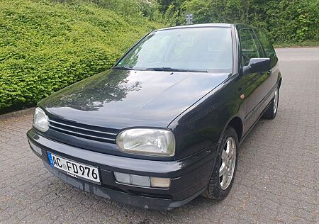 VW Golf Volkswagen 1.4 Joker